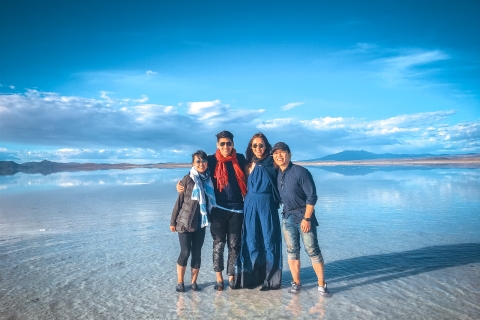 Desde La Paz: Tour de 5 días Uyuni + Lagunas Andinas con Viaje en Autobús