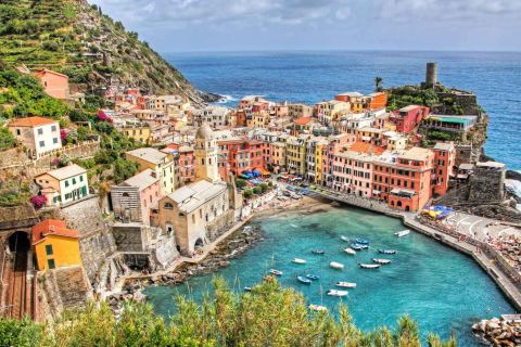 La Spezia: Cinque Terre, Riomaggiore, and Island Day Trip