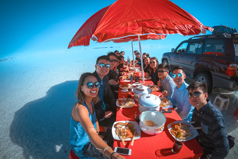 Uyuni: Guidad 3-dagstur till Salt Flats och Avaroa nationalpark