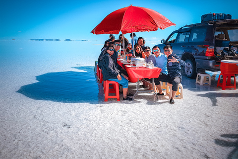 Von Uyuni: Salar de Uyuni - 3 Tage - Englischsprachiger Reiseführer