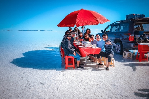 Ab Uyuni: 3-tägige Tour zu den Salzwiesen mit Essen und lokalem Führer
