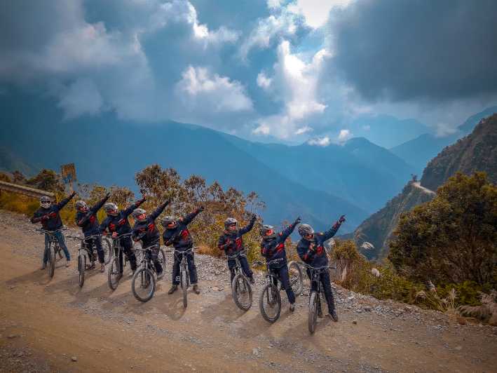 Da La Paz: tour in bicicletta di 3 giorni Death Road e Uyuni Salt Flats