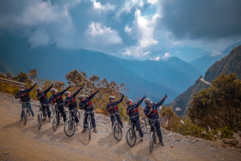 Z La Paz: 3-dniowa wycieczka rowerowa Death Road i Uyuni Salt Flats