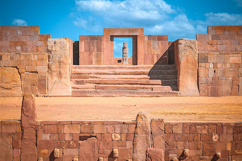 La Paz: Tiwanaku Shared Tour with Lunch + Tour Guide