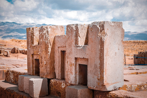 La Paz: Excursão compartilhada a Tiwanaku com almoço + guia de turismo