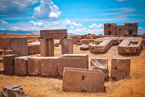 La Paz: Excursão compartilhada a Tiwanaku com almoço + guia de turismo