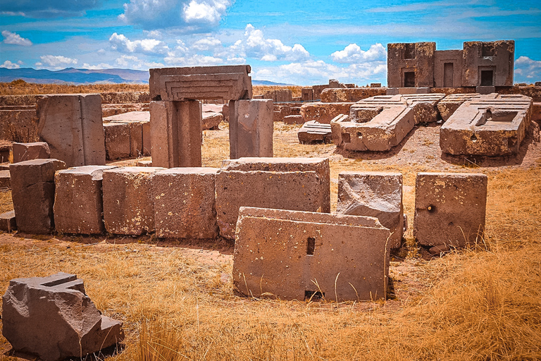 La Paz: Excursão compartilhada a Tiwanaku com almoço + guia de turismo