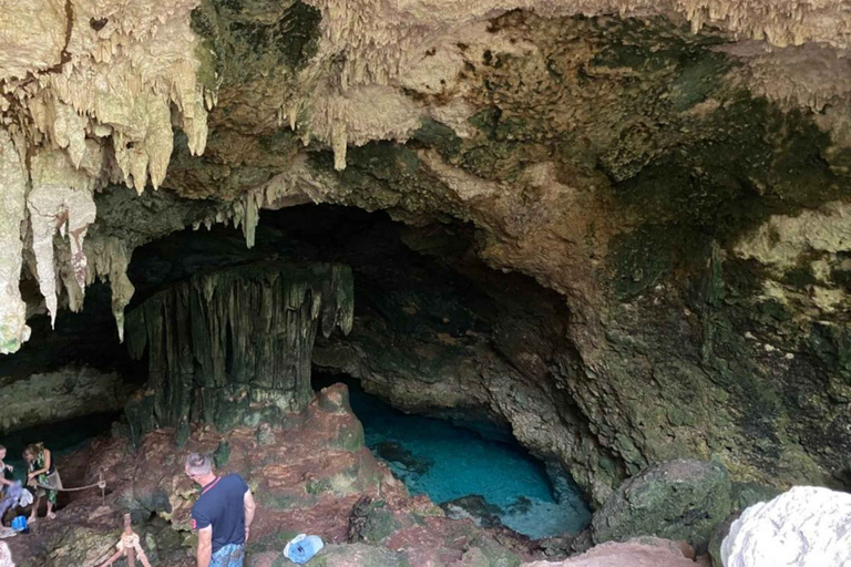 Restaurante La Roca y Cueva Kuza