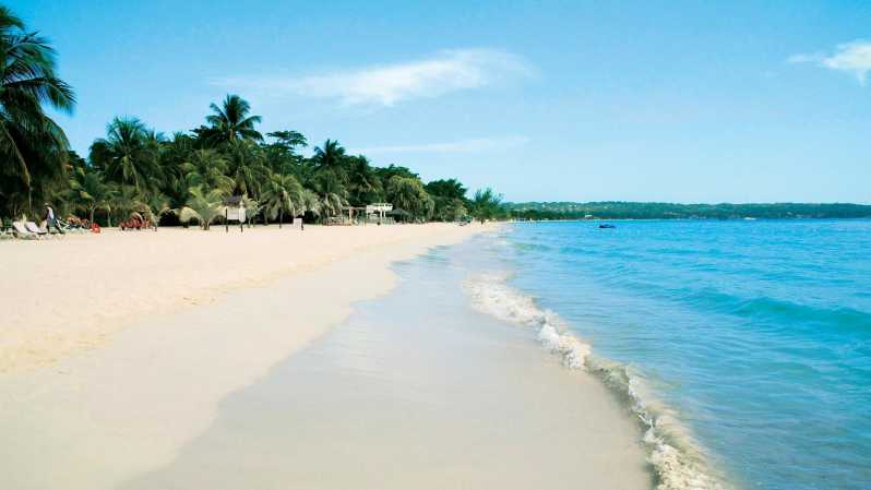 From Montego Bay: Negril Beach Private Day Trip w/ Transfers