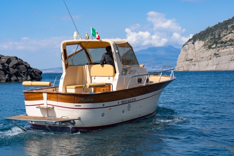 Sorrento: Bootstour nach Capri auf der sorrentinischen Kröte