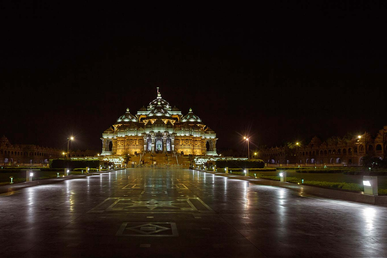 Delhi: Guided Full-Day City Sightseeing Tour with Water