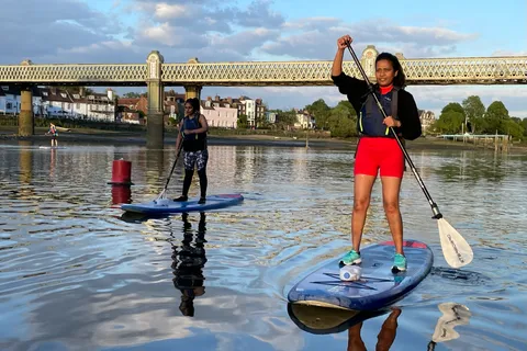 London: Stand Up Paddleboarding on the Tidal Thames