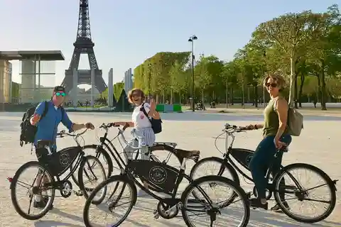 O melhor de Paris: passeio de bicicleta em grupo pequeno como um local