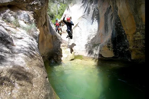 Valencia: Canyoning Halbtagestour Adventure Tour
