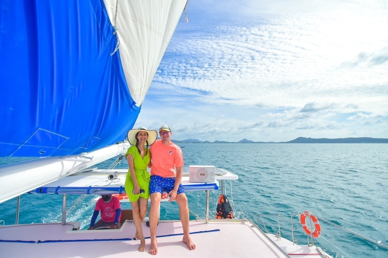 Phuket : Excursion en bateau sur l'île de Coral avec coucher de soleilJournée complète à Racha et sur l'île de Corail et coucher de soleil en catamaran
