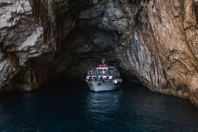 Au départ de Benitses/Lefkimmi : Croisière d'une journée à Paxos, Antipaxos et les grottesDepuis le port de Benitses : Croisière d'une journée à Paxos, Antipaxos et les grottes