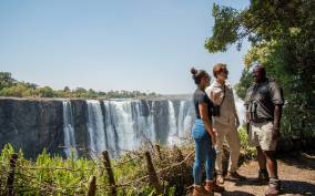 Victoria Falls: Sunrise to Sunset Tour Scenic Excursion