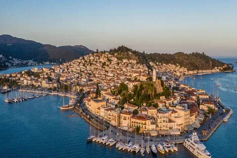 Athènes : Billet de ferry vers/depuis l'île de Poros