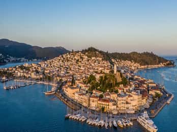 Athens: Ferry Boat Ticket to/from Poros Island