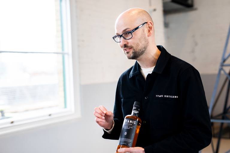 Van Dublin: Giant's Causeway Tour en Whiskey Tasting