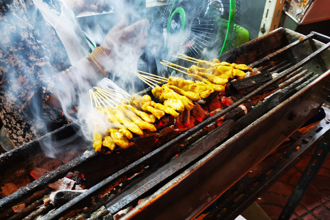 Bangkok: Tour gastronomico notturno con degustazione di cibo da strada