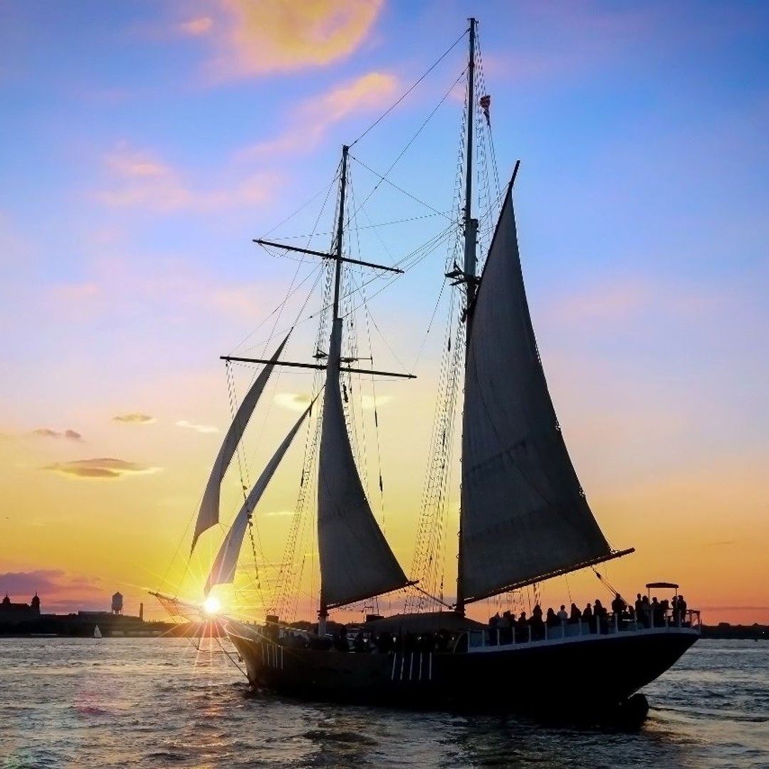 小綺麗なスクーナー船 (Sleek Schooner) · Ixalan (XLN) #247