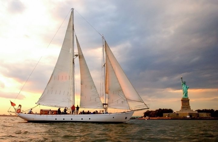 Sunset Sails &amp; Sailing Experiences
