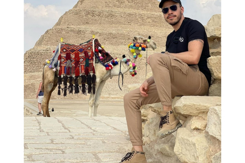 Tour guidato alle Piramidi di Giza, Sakkara e Memphis con pranzo