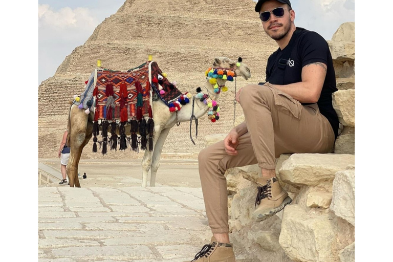 Tour guidato alle Piramidi di Giza, Sakkara e Memphis con pranzo