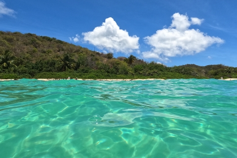Fajardo: Culebra-boottocht met snorkelen, lunch en drankjes