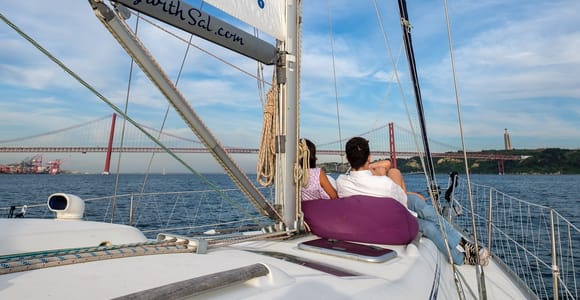 Lisbon: Tagus River Sunset Cruise with Drinks