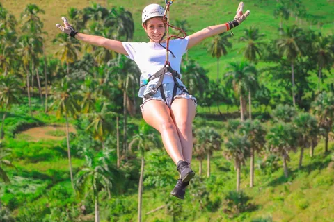 Punta Cana: Jungle Safari Zipline, Buggies and Horse Riding