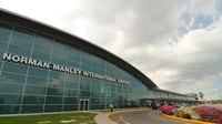 Traslado privado desde/hacia el aeropuerto de Kingston - Hizvo