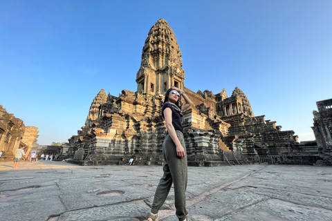 Siem Reap: E-Bike Guided Tour of Angkor Wat with Local Lunch