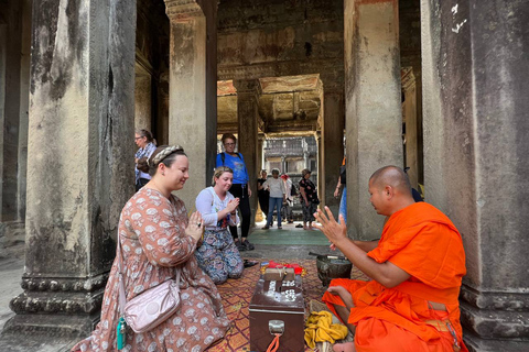 Siem Reap: Geführte Tempeltour mit dem E-Bike inkl. Mittagessen