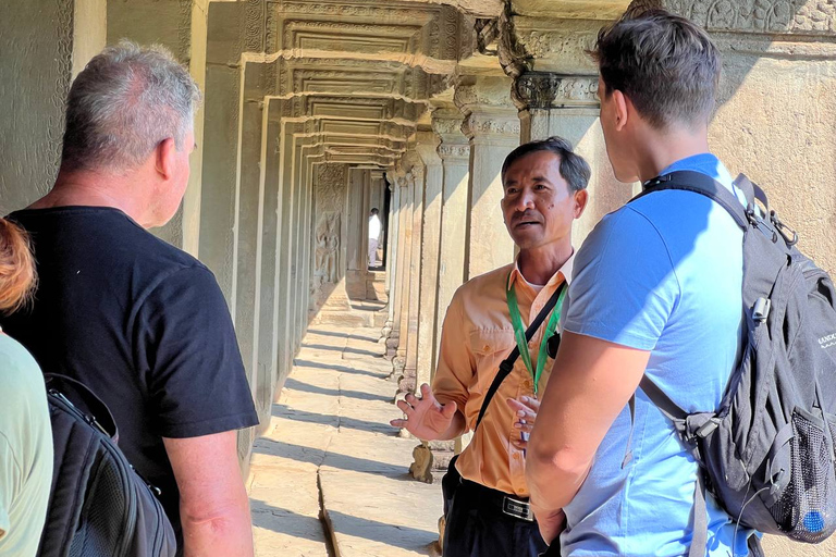 Siem Reap: Geführte Tempeltour mit dem E-Bike inkl. Mittagessen