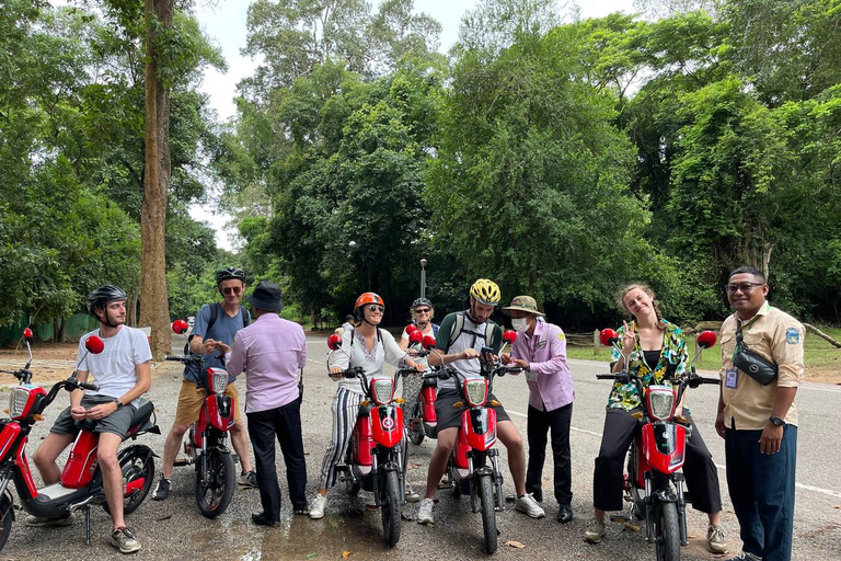 Siem Reap: Temples E-Bike Tour z przewodnikiem, w tym lokalny lunch