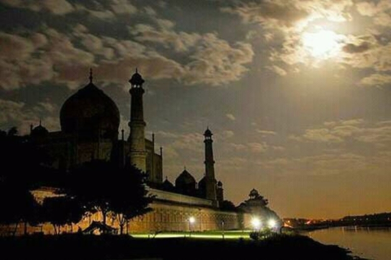 Attaracción exclusiva Taj Mughal al Amanecer con el Fuerte de Agra.