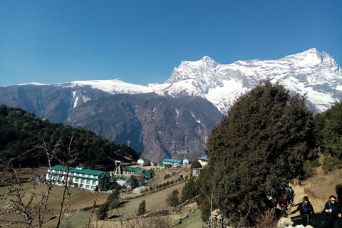 Från Lukla: 10-dagars guidad vandring till Everests basläger