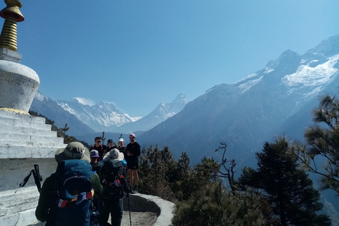 Da Lukla: trekking guidato di 10 giorni al campo base dell&#039;Everest