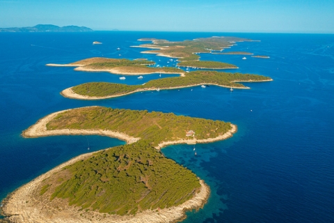 Split: Bol, Hvar, die Insel Pakleni und Solta GanztagestourBol, Hvar, Insel Pakleni und Solta Ganztagestour