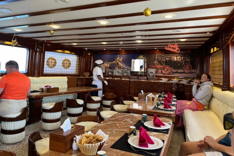 Croisière élite vip au départ de Sharm avec plongée en apnée et déjeuner