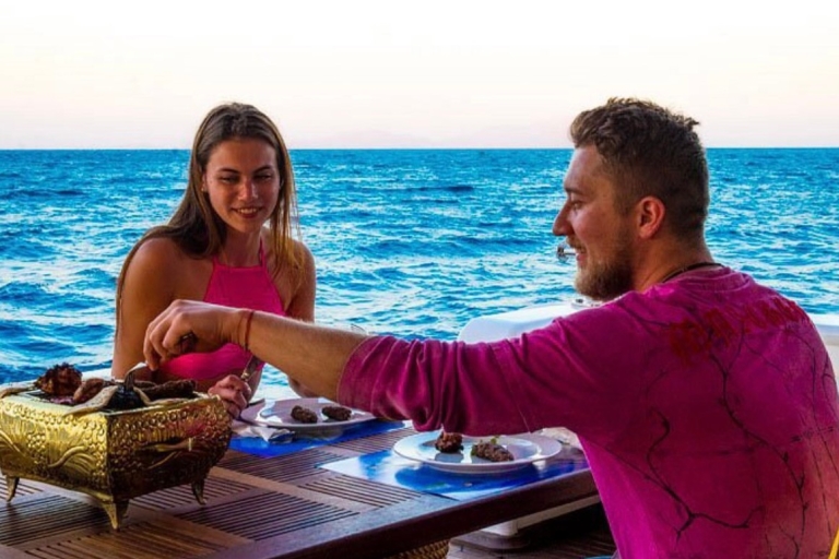 Elite VIP-cruise vanuit Sharm met snorkelen en lunch
