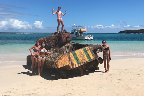 Fajardo: Paseo en barco por Culebra con snorkel, almuerzo y bebidas