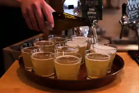 Cracovia: Visita a pie por la ciudad con cata de cerveza artesana