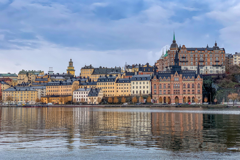 Stockholm: Old Town & City Guided Walking Tour