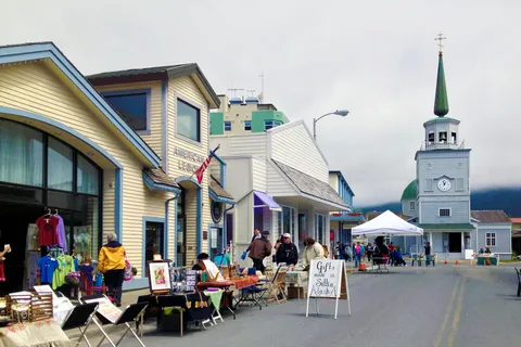 Sitka: Guided Walking Tour of Historic Downtown