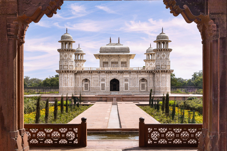 Same Day Agra: Private and Customize Tour PackageSame Day Agra Tour