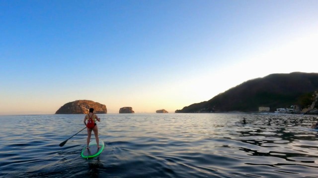 Mismaloya: Stand-Up Paddleboard & Snorkeling to Los Arcos