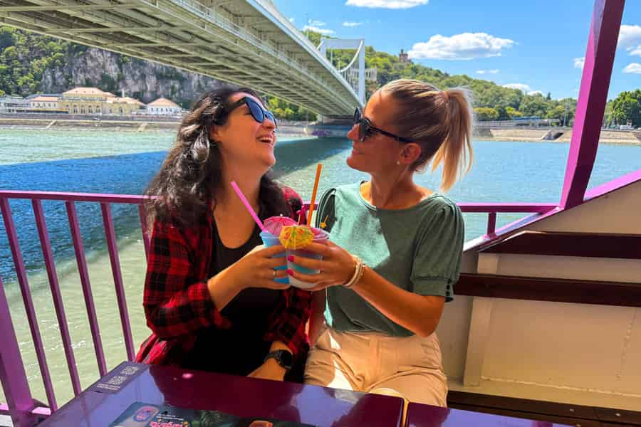 Unbegrenzte Slushy-Bootsfahrt. Foto: GetYourGuide